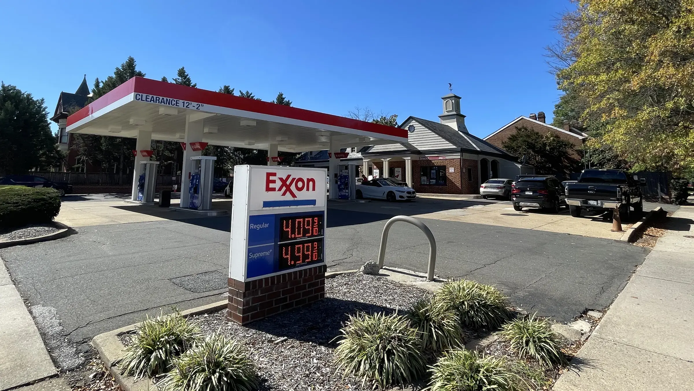 Old Town Exxon storefront on S. Washington St in Alexandria, where military drivers can get a Virginia vehicle inspection and emissions test