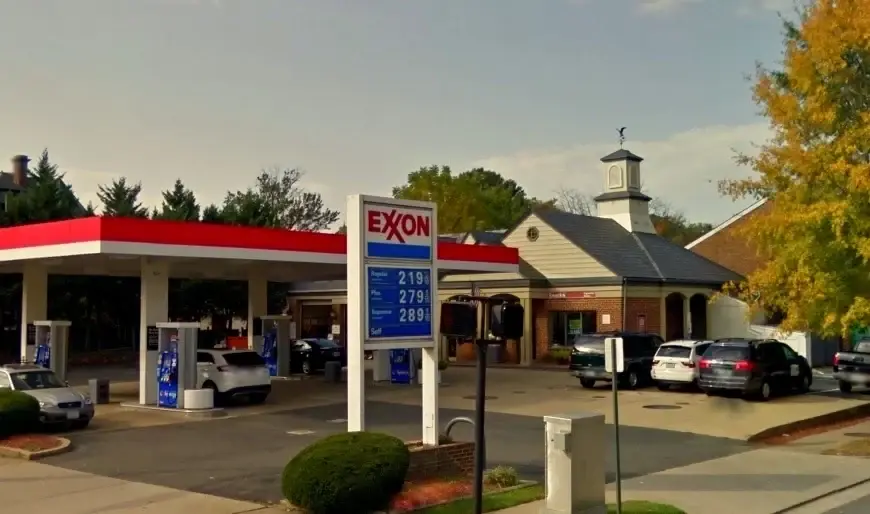 Old Town Alexandria Exxon Service Center auto repair shop